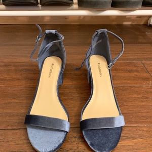 Blue velvet heels